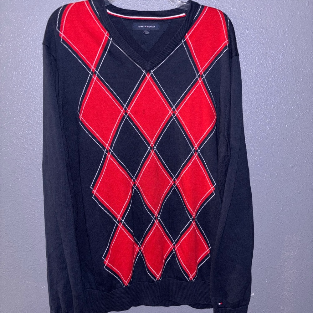 Tommy Hilfiger XXL Men's V-Neck Sweater in Navy and Red